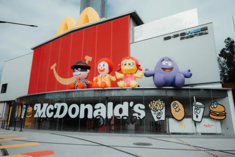 Comment McDonald&rsquo;s transforme les enfants en clients à vie grâce à une addiction alimentaire fabriquée