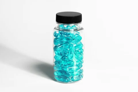 Suplementos alimentarios sin el discurso de ventas: qué funciona de verdad, qué puede hacerle daño y cómo distinguir uno de lo otro