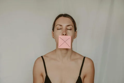 Comment le gouvernement américain a fait effacer des organisations de défense des droits humains d&rsquo;Internet