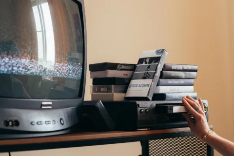 The Aesthetic of the Glitch: How Modern Prestige TV Uses Digital Artifacts to Signal Authenticity
