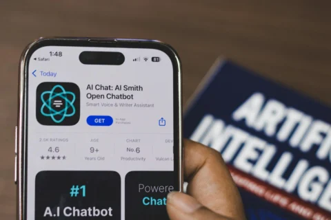 Chatbots IA parasites : 3 produits qui exploitent vos données en se faisant passer pour des alliés