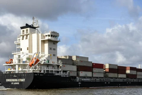 The Strategic Importance of Chokepoints: How Maritime Geography Controls Global Trade
