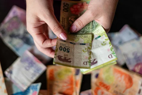 Grundeinkommen: Die Kontrollierten Experimente Sind Abgeschlossen, und die Standardeinwände Halten Nicht Stand