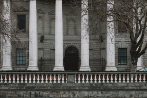 Courthouse columns symbolizing the Ohio Supreme Court rulings reshaping agency power