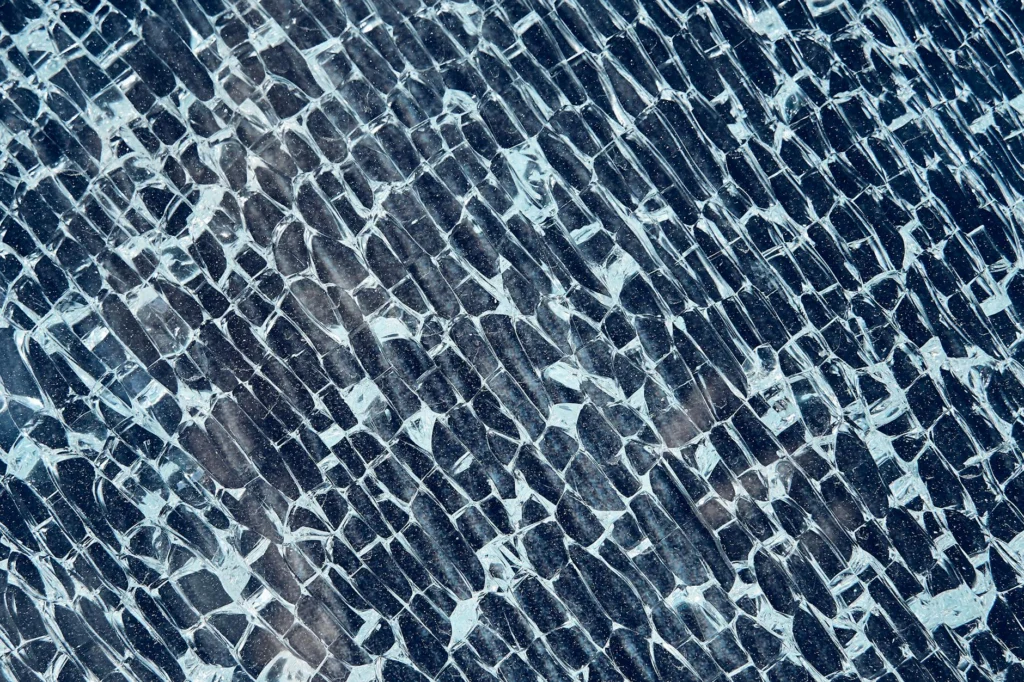 Microscopic view illustrating glass transition physics and amorphous solid structure